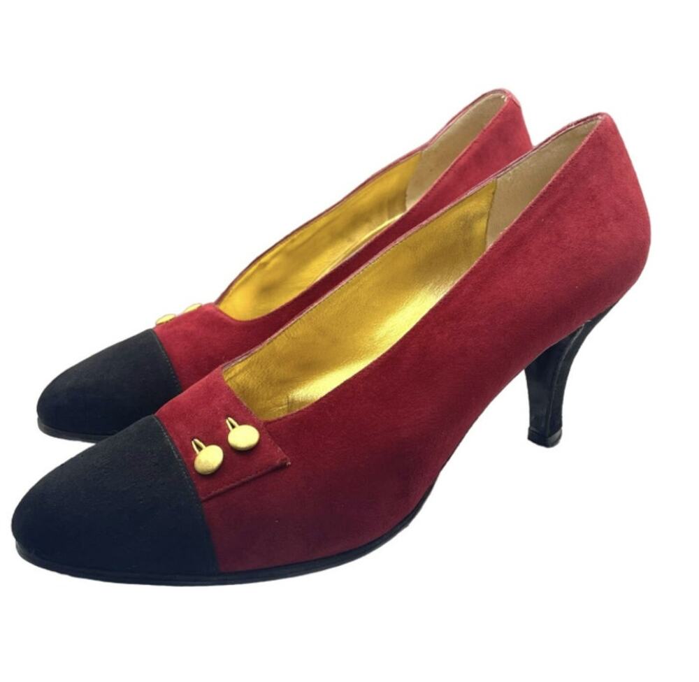 Anne Klein Suede Pumps WMNS 7 Red & Black Two-Tone Heels with Gold Button Detail